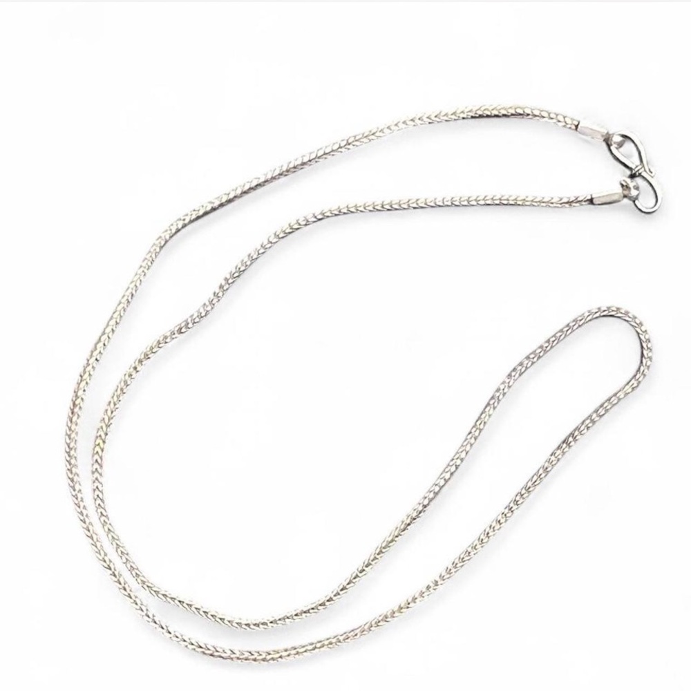 Sterling silver 925 heavy necklace with heavy S clasp, excellent quality, 30"